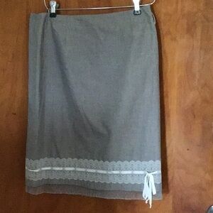 Cynthia steffe skirt with beautiful lace detail size 10 never worn lining inside